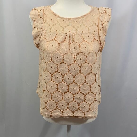 𝅺monteau Lace Trim Flutter Sleeveless Top - Picture 1 of 5